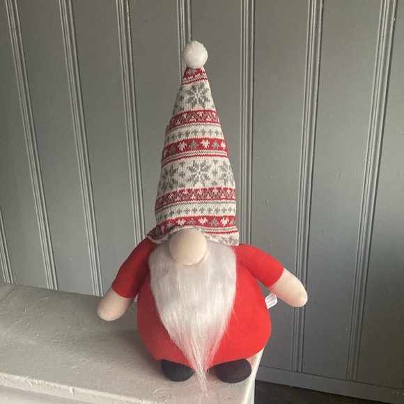 NWT- 16” Adorable Red- White, Red & Gray ❄️ Hat- Holiday Gnome Decoration - Picture 16 of 16